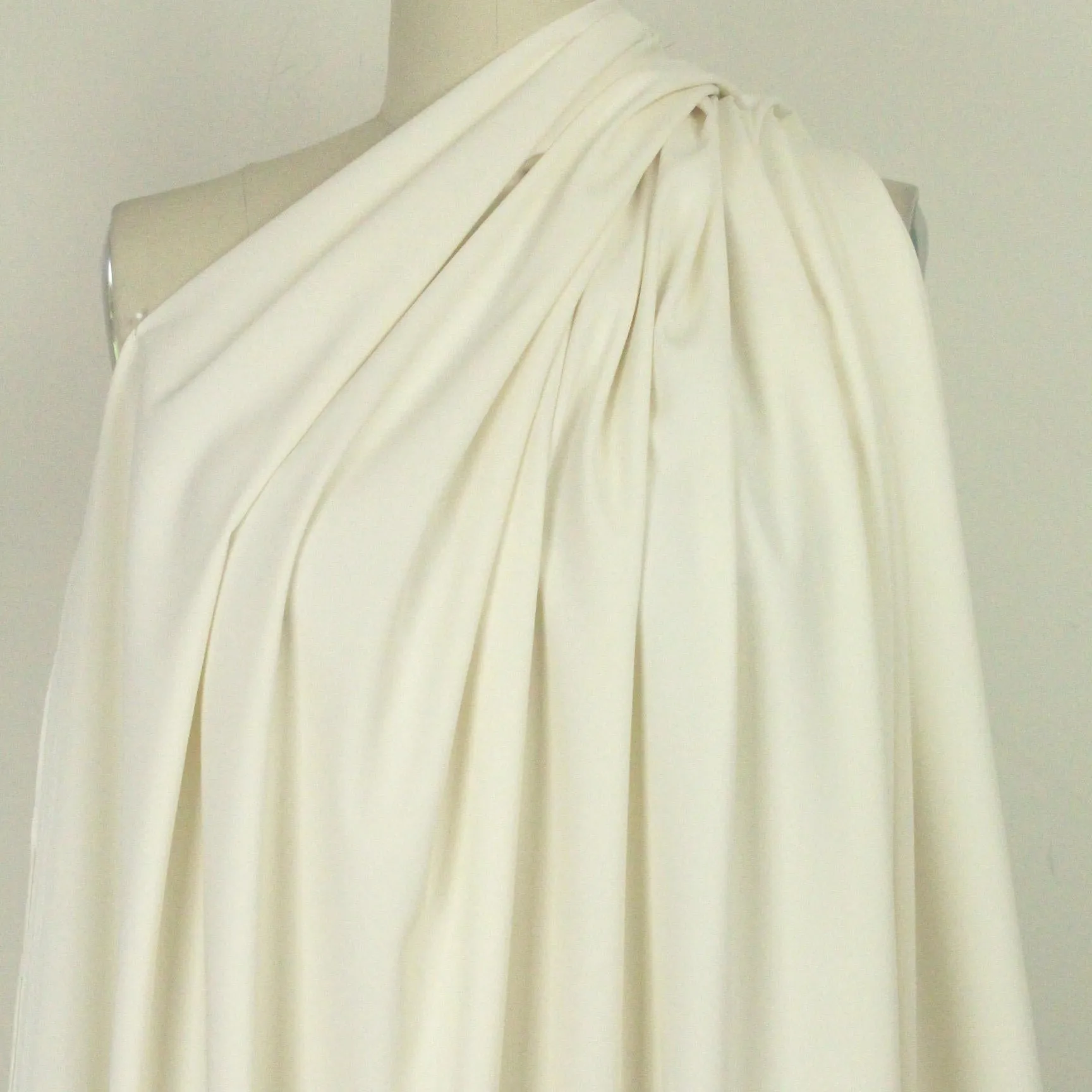 hi-tech stretch crepe 'matte hybrid' - cream