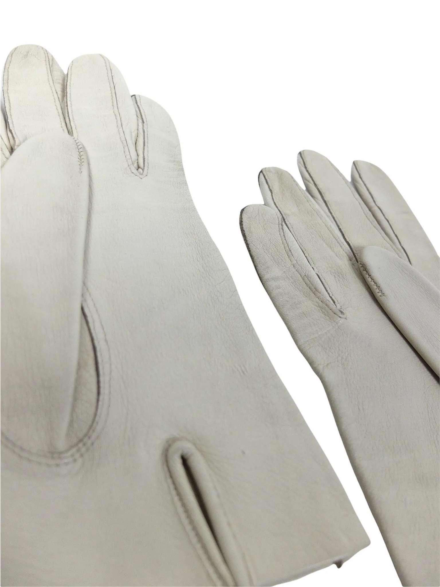 Vintage 60s Mod Hippie Chic Cream Motorcycle Soft Leather Gloves with Embroidered Detail